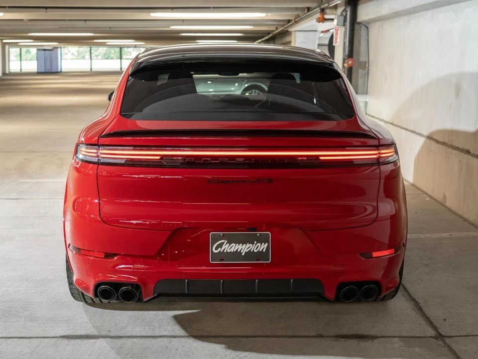 2026 Porsche 9Y0/9Y3 Cayenne GTS - Image 6 of 31