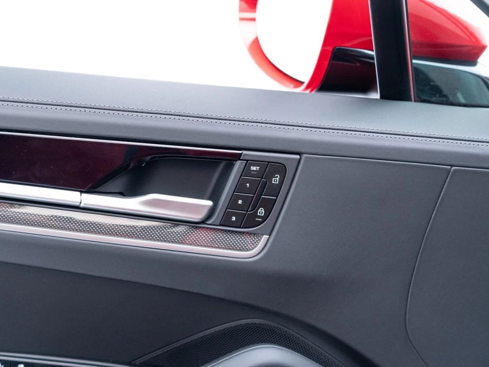 2026 Porsche 9Y0/9Y3 Cayenne GTS - Image 19 of 31