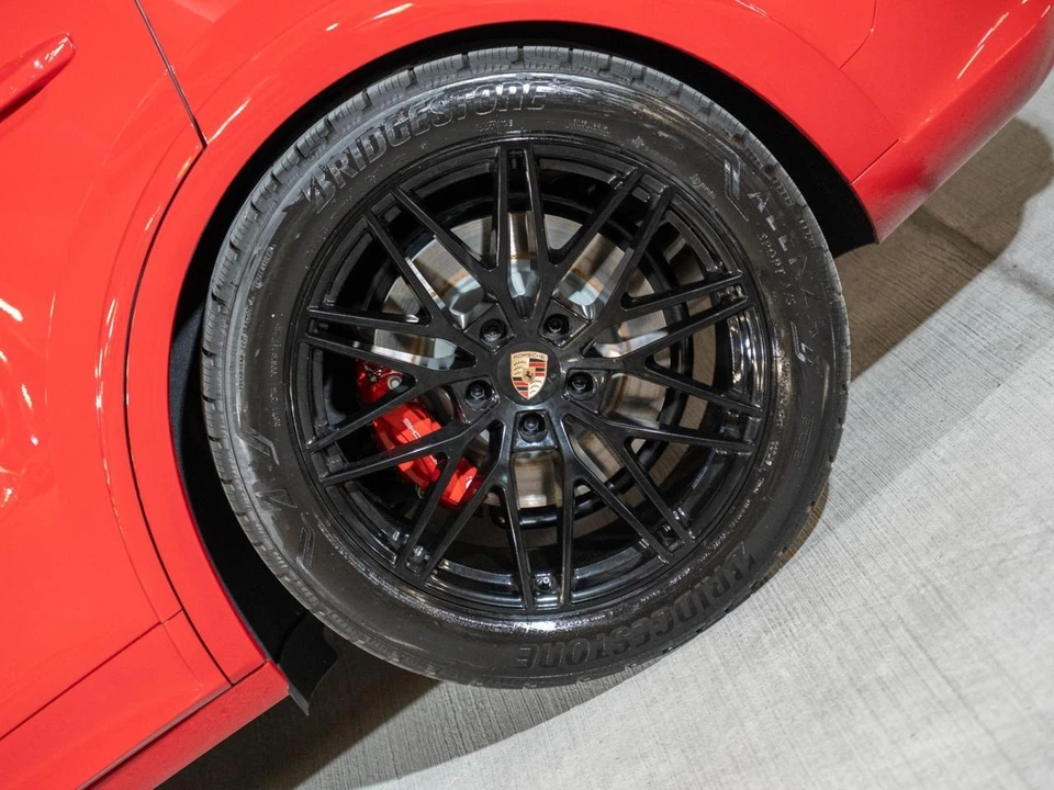 2026 Porsche 9Y0/9Y3 Cayenne GTS - Image 11 of 31