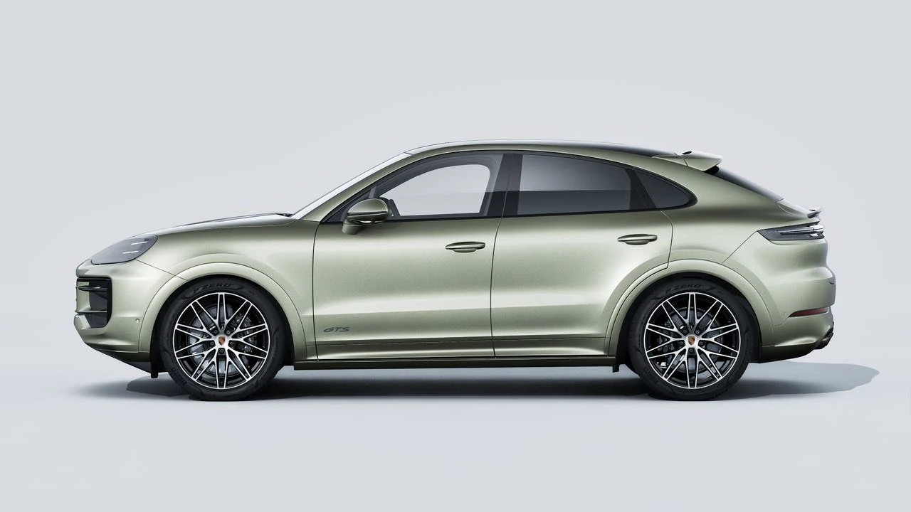 2026 Porsche 9Y0/9Y3 Cayenne GTS - Image 2 of 14