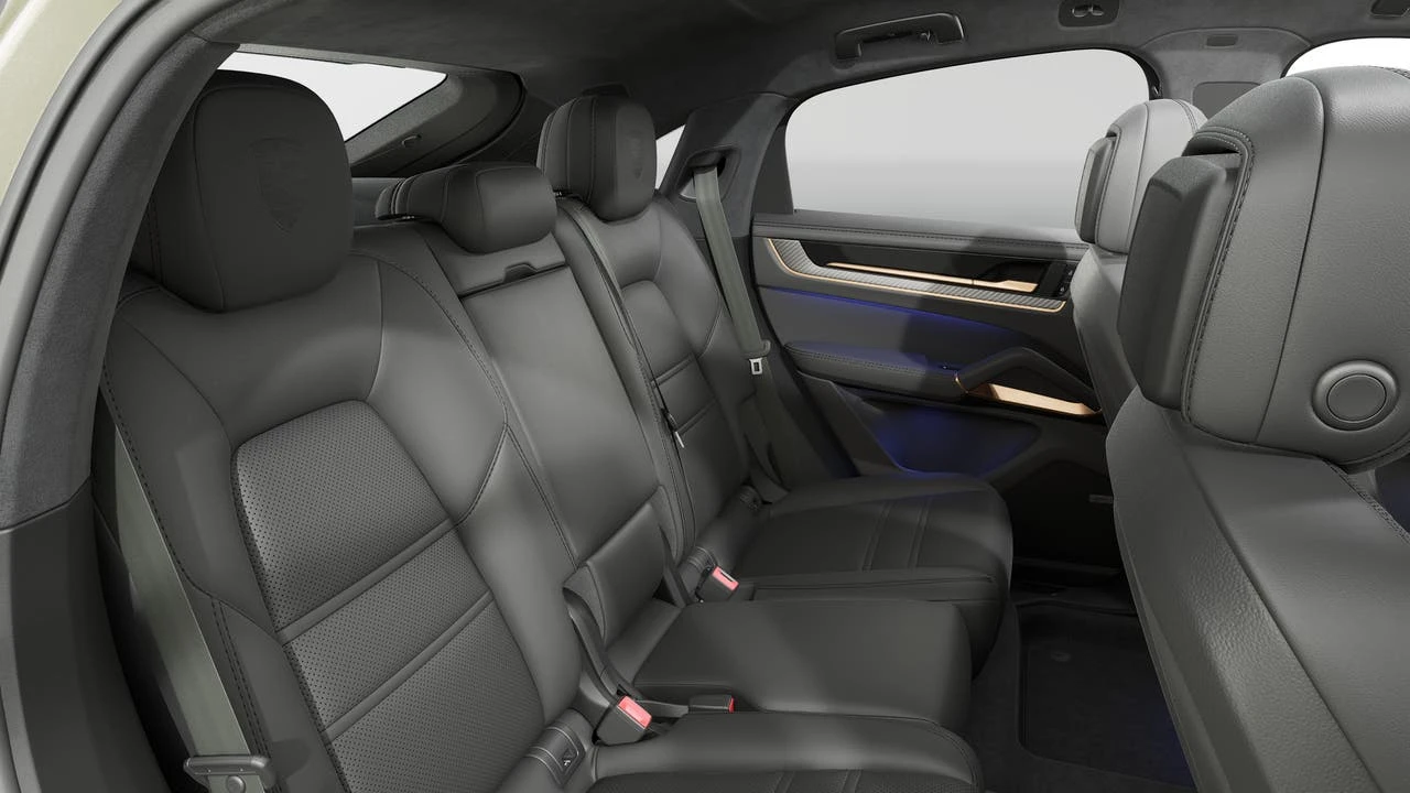 2026 Porsche 9Y0/9Y3 Cayenne GTS - Image 13 of 14