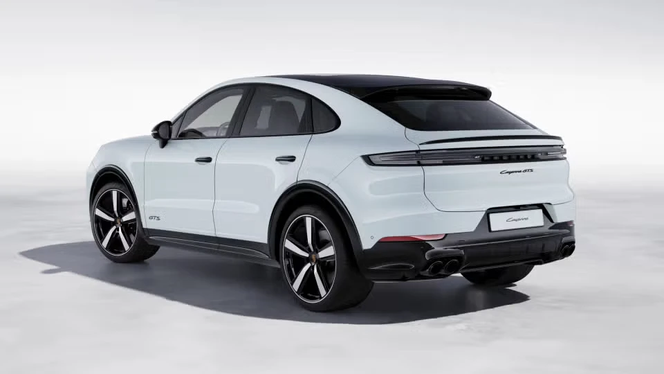2026 Porsche 9Y0/9Y3 Cayenne GTS - Image 19 of 31