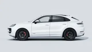 2026 Porsche 9Y0/9Y3 Cayenne GTS - Image 13 of 31