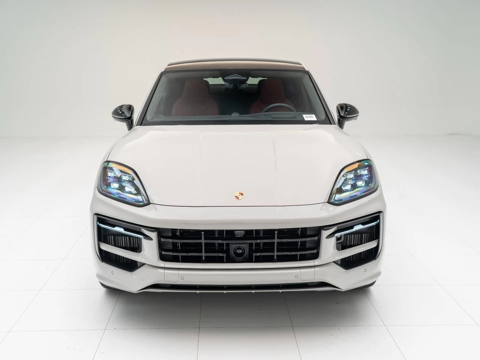2026 Porsche 9Y0/9Y3 Cayenne GTS - Image 6 of 31