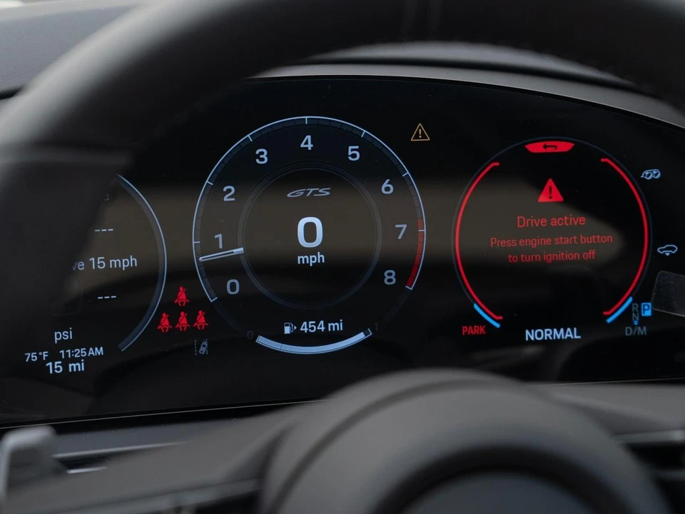 2026 Porsche 9Y0/9Y3 Cayenne GTS - Image 24 of 31