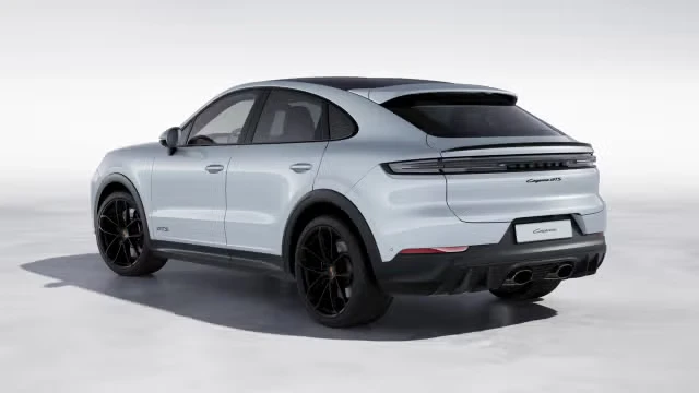 2026 Porsche 9Y0/9Y3 Cayenne GTS - Image 18 of 31