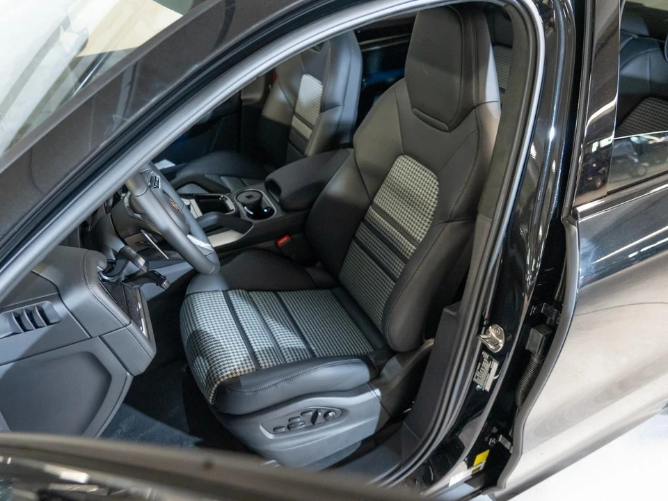 2026 Porsche 9Y0/9Y3 Cayenne GTS - Image 5 of 29