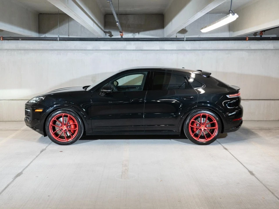 2026 Porsche 9Y0/9Y3 Cayenne GTS - Image 2 of 29