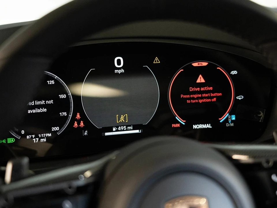 2026 Porsche 9Y0/9Y3 Cayenne GTS - Image 19 of 29