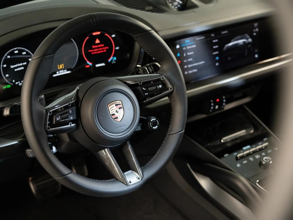 2026 Porsche 9Y0/9Y3 Cayenne GTS - Image 15 of 29