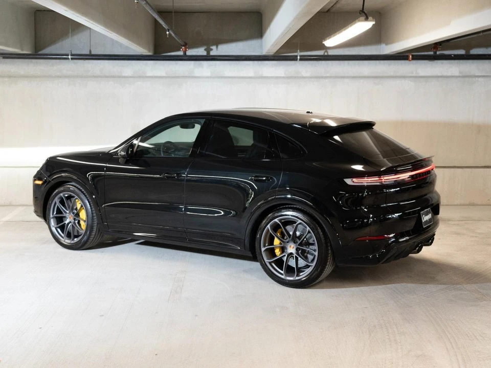 2026 Porsche 9Y0/9Y3 Cayenne GTS - Image 3 of 29