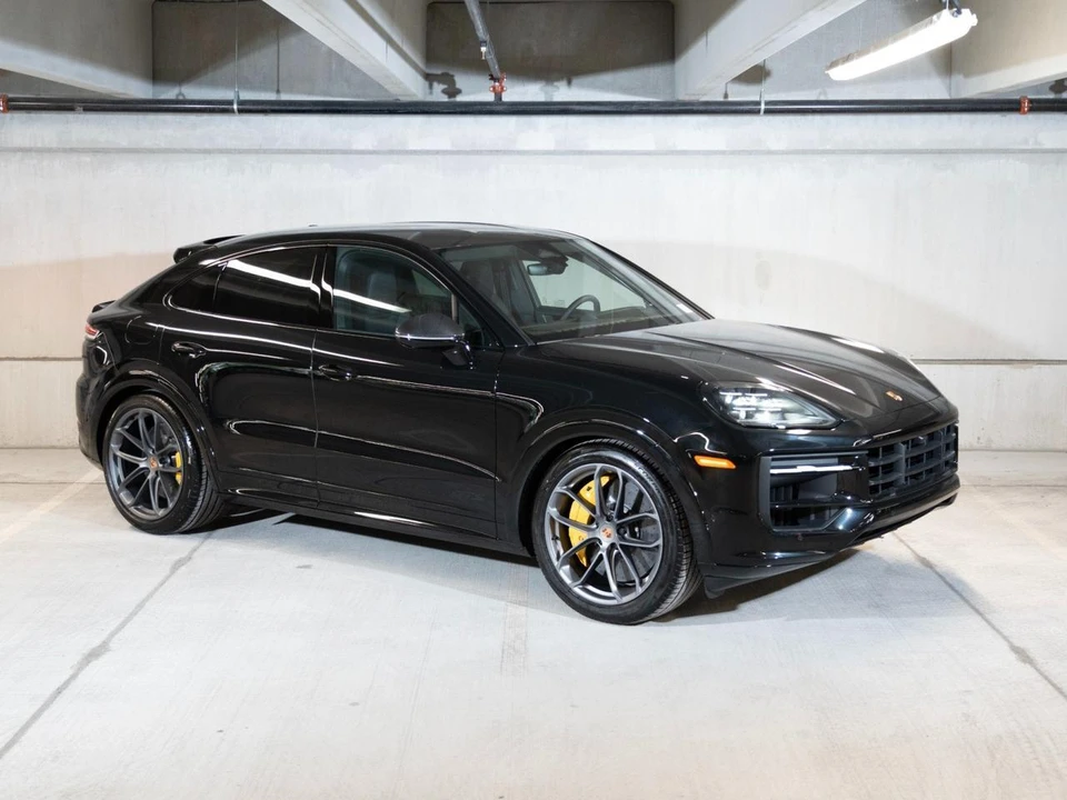 2026 Porsche 9Y0/9Y3 Cayenne GTS - Image 7 of 29