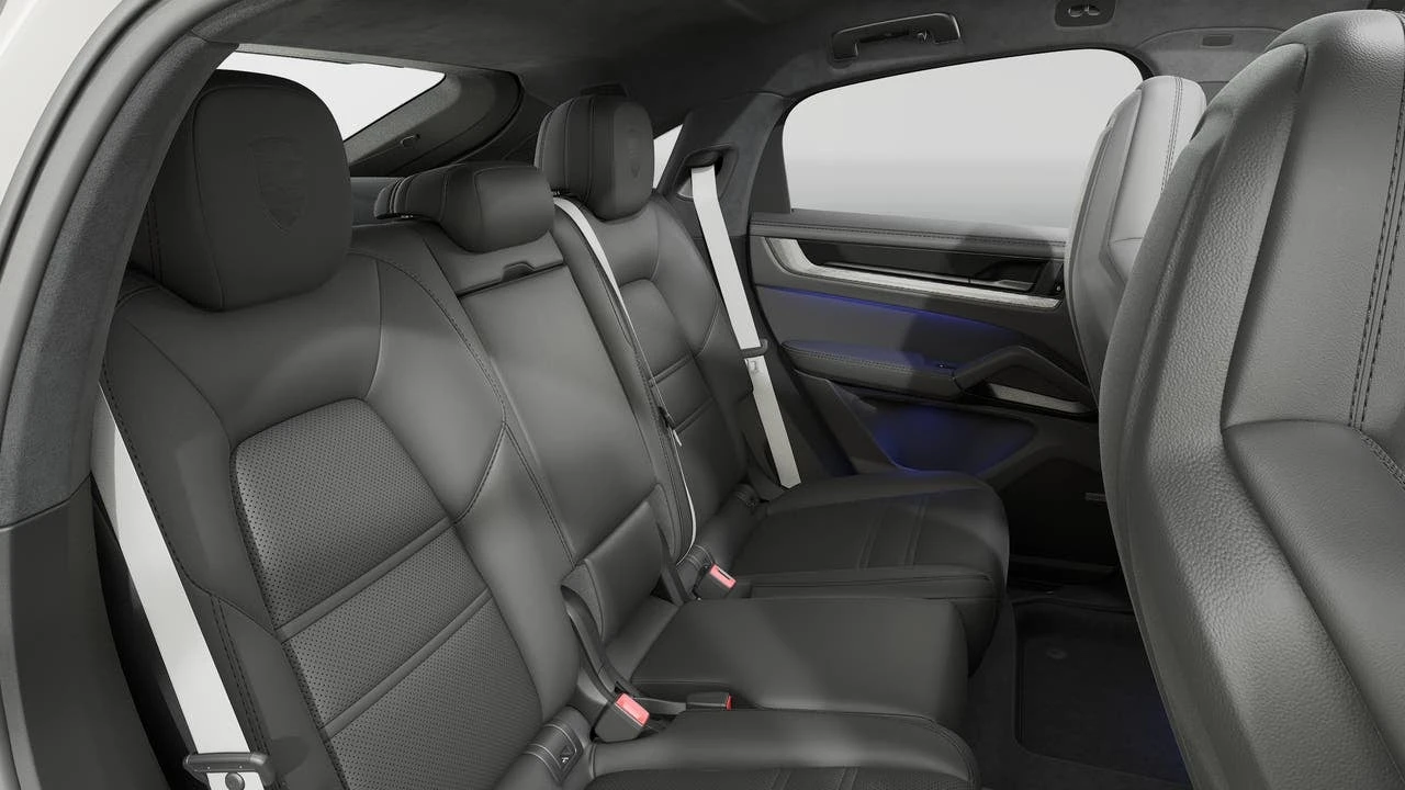 2026 Porsche 9Y0/9Y3 Cayenne GTS - Image 13 of 14