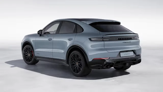 2026 Porsche 9Y0/9Y3 Cayenne GTS - Image 18 of 31