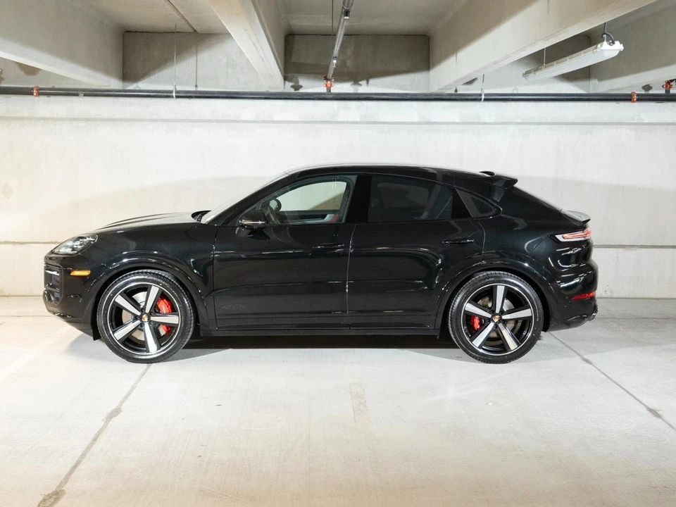 2026 Porsche 9Y0/9Y3 Cayenne GTS - Image 2 of 29