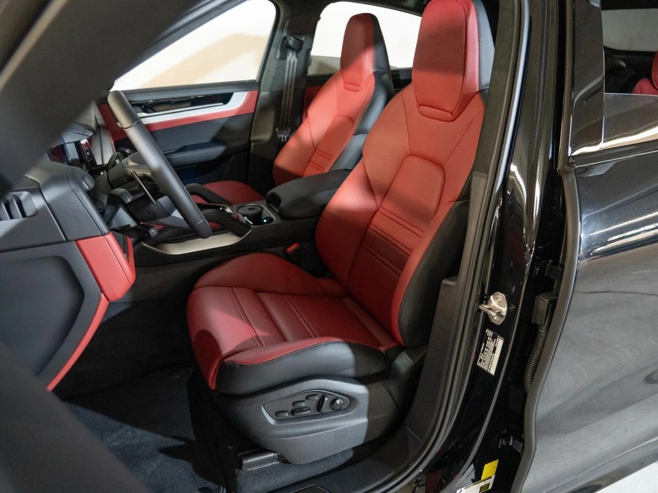 2026 Porsche 9Y0/9Y3 Cayenne GTS - Image 5 of 29