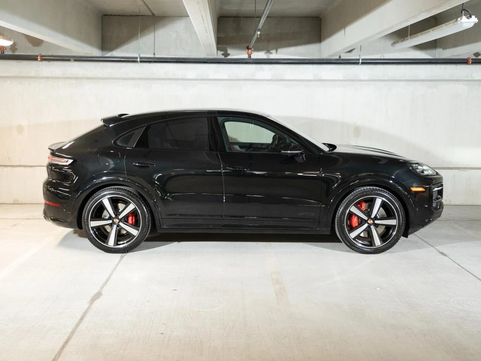 2026 Porsche 9Y0/9Y3 Cayenne GTS - Image 8 of 29