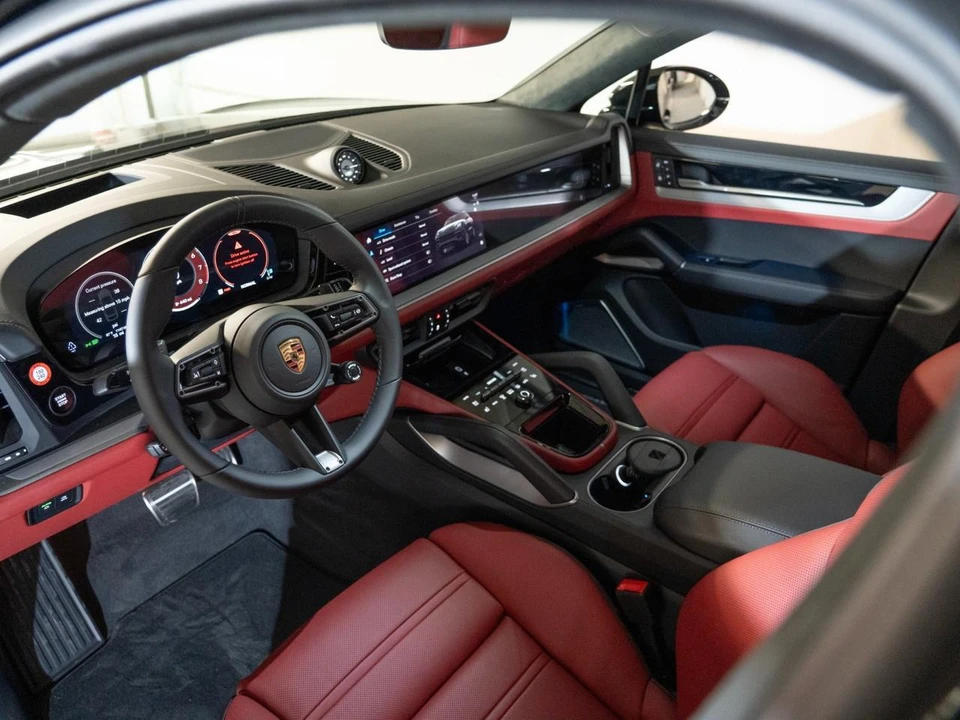 2026 Porsche 9Y0/9Y3 Cayenne GTS - Image 4 of 29