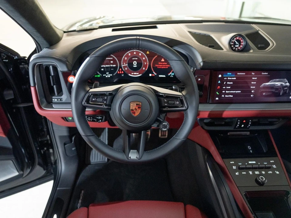 2026 Porsche 9Y0/9Y3 Cayenne GTS - Image 28 of 29