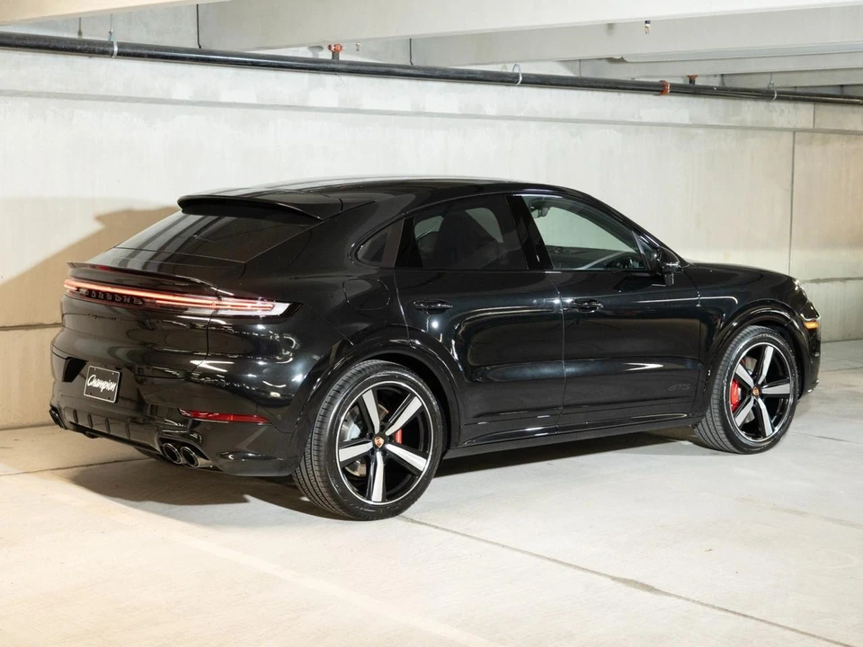 2026 Porsche 9Y0/9Y3 Cayenne GTS - Image 10 of 29