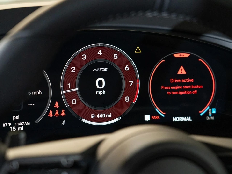 2026 Porsche 9Y0/9Y3 Cayenne GTS - Image 19 of 29