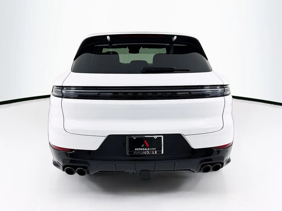 2026 Porsche 9Y0/9Y3 Cayenne GTS - Image 10 of 31