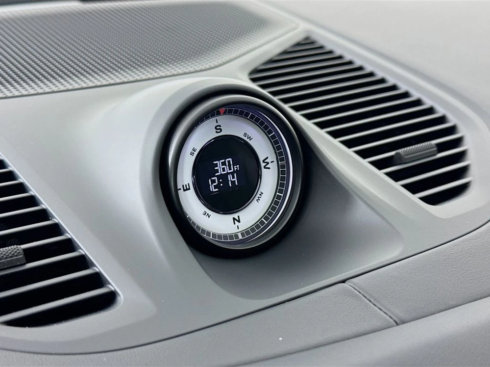 2026 Porsche 9Y0/9Y3 Cayenne GTS - Image 19 of 31