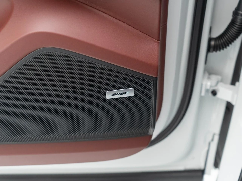 2026 Porsche 9Y0/9Y3 Cayenne GTS - Image 23 of 31