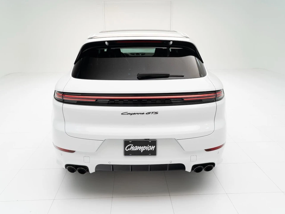 2026 Porsche 9Y0/9Y3 Cayenne GTS - Image 10 of 31