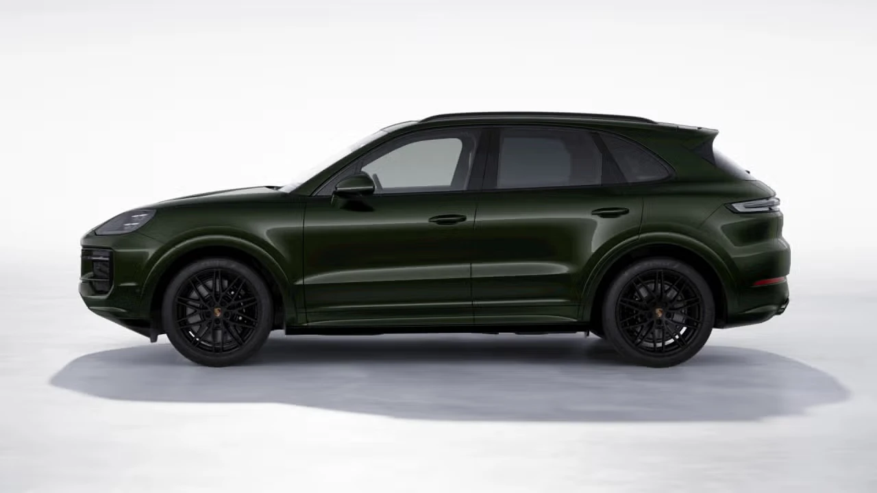 2026 Porsche 9Y0/9Y3 Cayenne GTS - Image 12 of 31