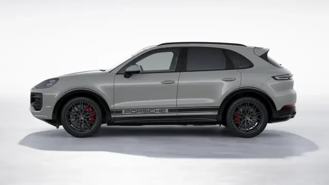 2026 Porsche 9Y0/9Y3 Cayenne GTS - Image 14 of 31