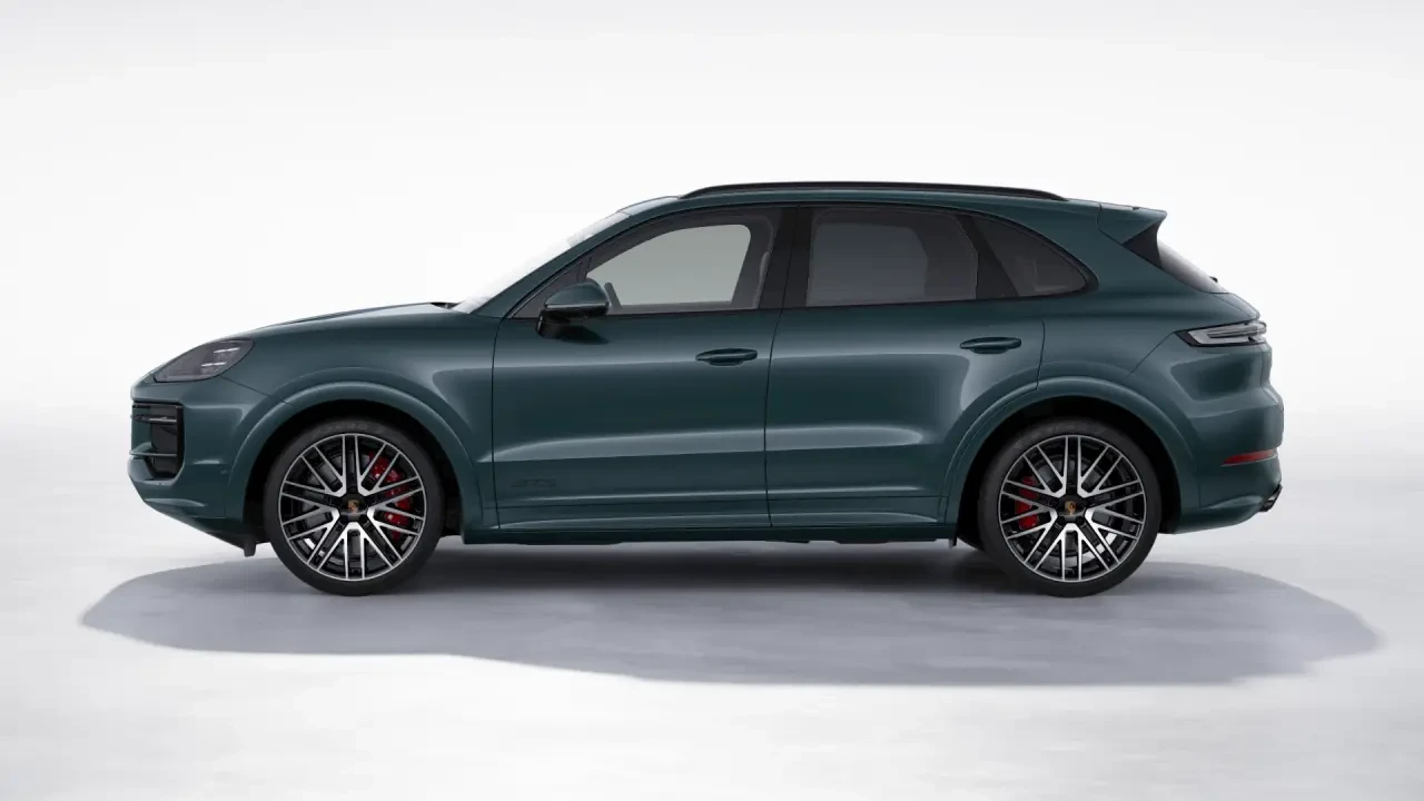 2026 Porsche 9Y0/9Y3 Cayenne GTS - Image 16 of 31
