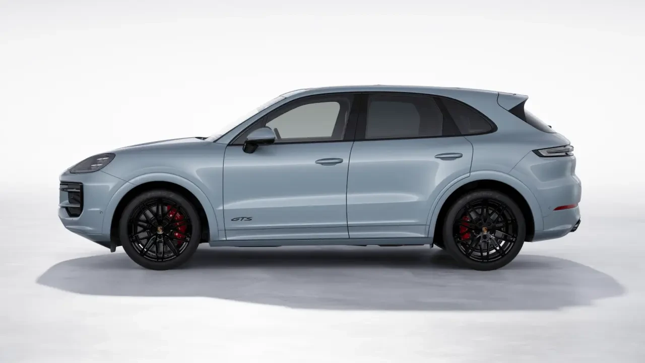 2026 Porsche 9Y0/9Y3 Cayenne GTS - Image 16 of 31