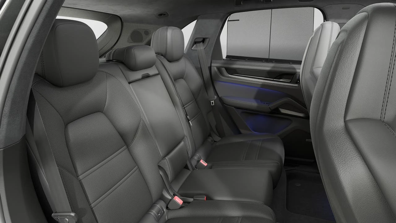 2026 Porsche 9Y0/9Y3 Cayenne GTS - Image 13 of 14
