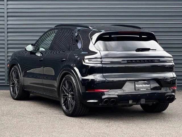 2026 Porsche 9Y0/9Y3 Cayenne GTS - Image 3 of 4