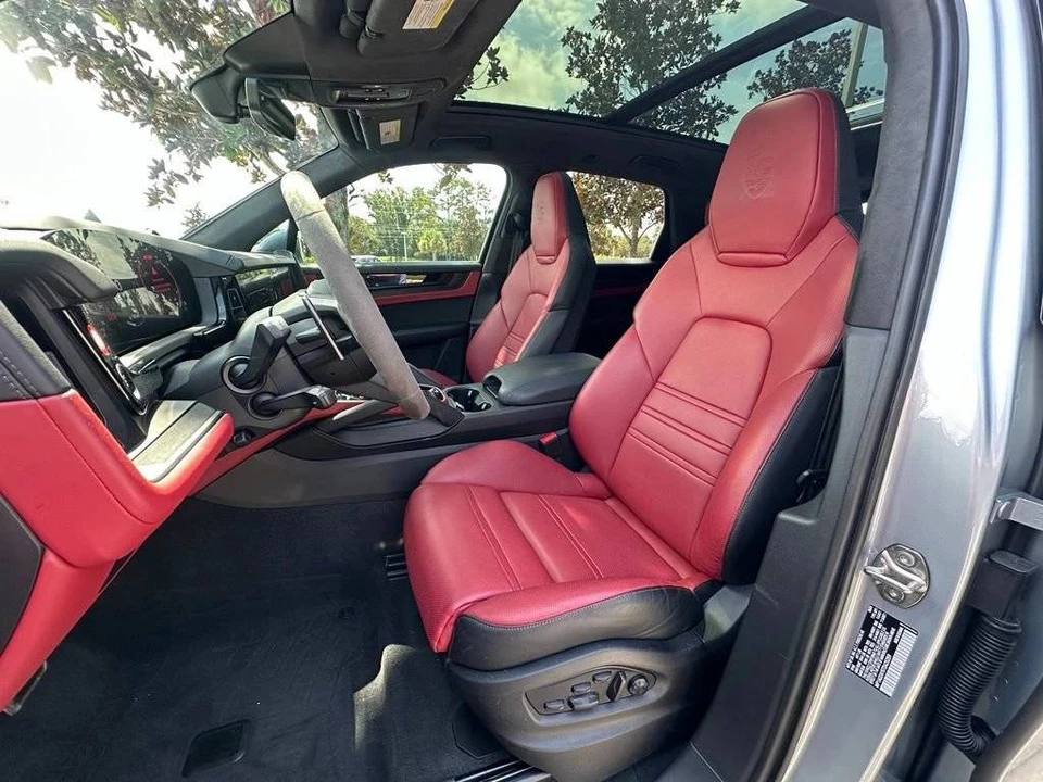 2026 Porsche 9Y0/9Y3 Cayenne GTS - Image 5 of 5