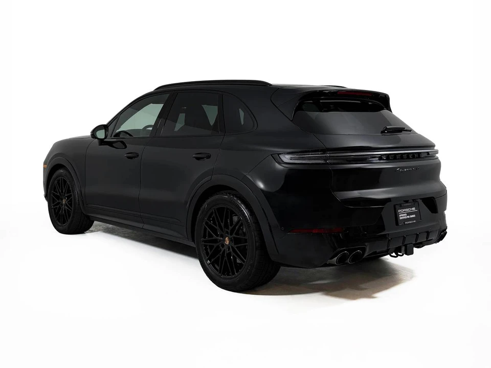 2026 Porsche 9Y0/9Y3 Cayenne GTS - Image 3 of 5