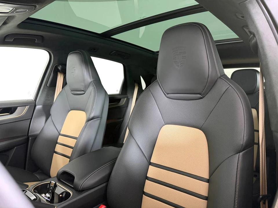2026 Porsche 9Y0/9Y3 Cayenne GTS - Image 5 of 5