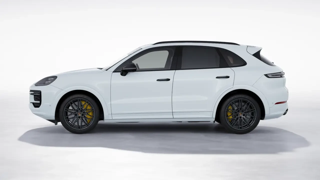 2026 Porsche 9Y0/9Y3 Cayenne GTS - Image 16 of 31