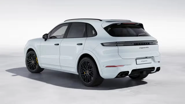 2026 Porsche 9Y0/9Y3 Cayenne GTS - Image 18 of 31