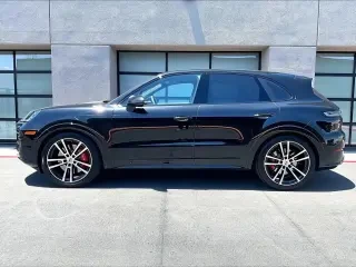 2026 Porsche 9Y0/9Y3 Cayenne GTS - Image 13 of 31
