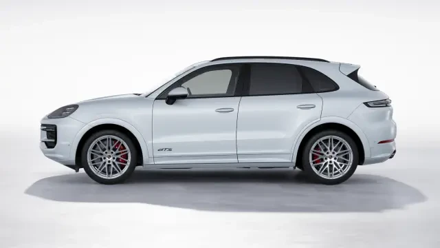 2026 Porsche 9Y0/9Y3 Cayenne GTS - Image 14 of 31