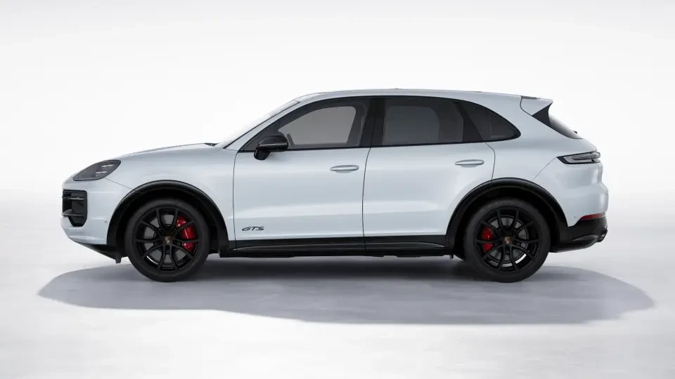 2026 Porsche 9Y0/9Y3 Cayenne GTS - Image 15 of 31