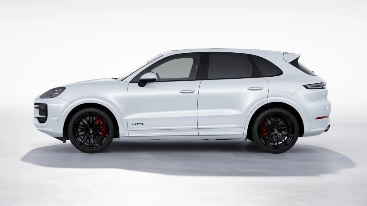 2026 Porsche 9Y0/9Y3 Cayenne GTS - Image 12 of 31