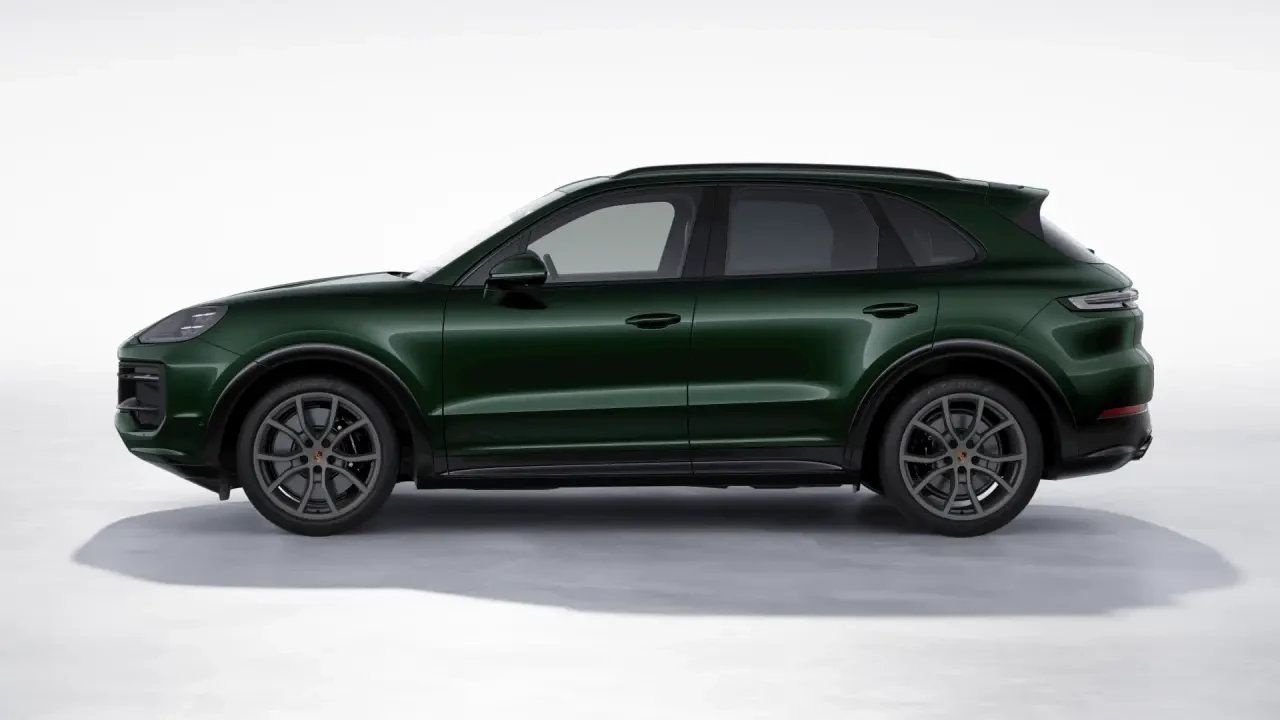 2026 Porsche 9Y0/9Y3 Cayenne GTS - Image 16 of 30