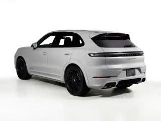 2026 Porsche 9Y0/9Y3 Cayenne GTS - Image 17 of 31
