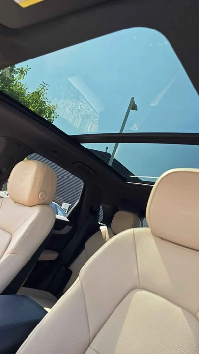 2026 Porsche 9Y0/9Y3 Cayenne - Image 12 of 13
