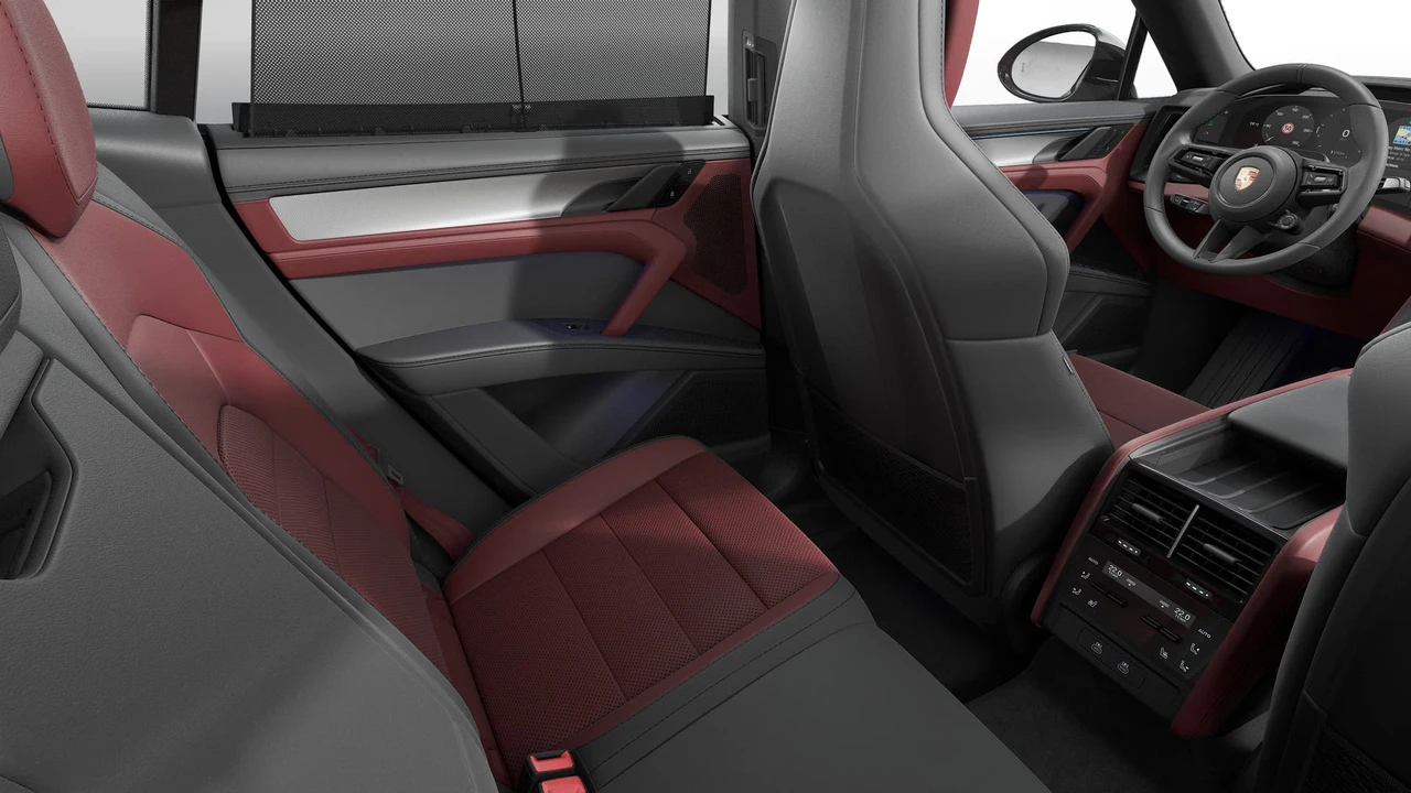 2026 Porsche 9Y0/9Y3 Cayenne Coupe - Image 14 of 14