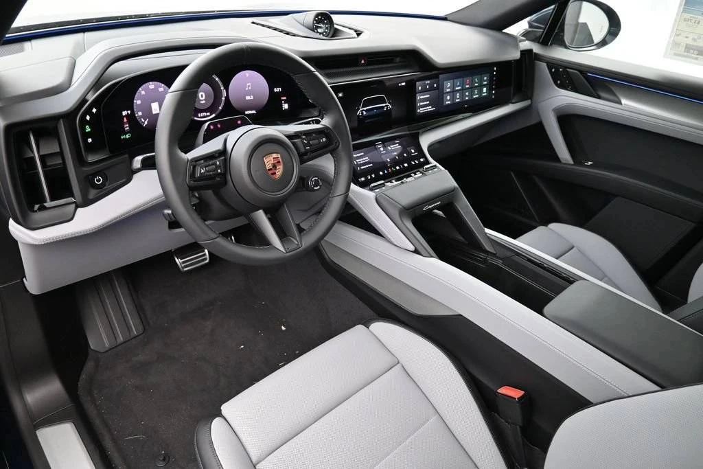 2026 Porsche 9Y0/9Y3 Cayenne Coupe - Image 4 of 4
