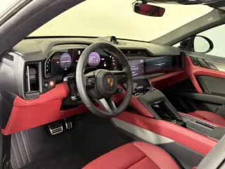 2026 Porsche 9Y0/9Y3 Cayenne Coupe - Image 25 of 31